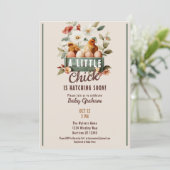 Little Chick Hatching Soon Baby Shower 招待状 (スタンド正面)