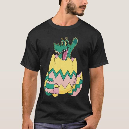Little Crocodile Egg Wildlife Reptile Alligator Tシャツ (正面)