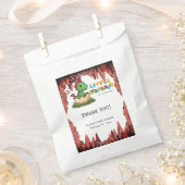 Little Dinosaur Is on the Way フェイバーバッグ (クリップ留めされた状態)