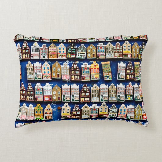 Little Dutch souvenirs and gifts - shoes windmills アクセントクッション (正面)