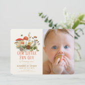 Little Fun Guy Mushroom Worms Photo 1st Birthday 招待状 (スタンド正面)