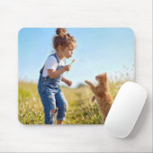 Little Girl Blowing Dandelion Seeds マウスパッド (マウス)