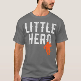 Little Hero  Cute Cosmonaut Astronaut  Tシャツ