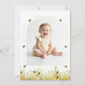 Little Honey Bee-Day Wildflower Photo 1st Birthday 招待状 (裏面)