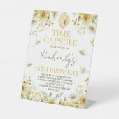 Little Honey Bee Floral Time Capsule Sign 台座サイン (正面)