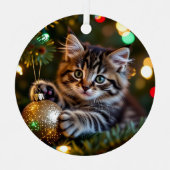 Little Kitten on Christmas Tree Personalized メタルオーナメント (正面)