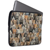 Little Kittens Parade  ラップトップスリーブ (正面右)