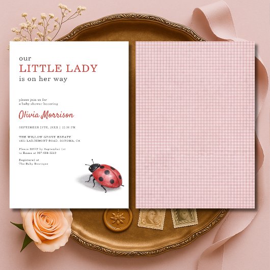 Little Lady Ladybug Gingham Baby Shower 招待状