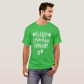 Little Leprechaun Inside Saint Patricks Day Pregna Tシャツ (正面フル)