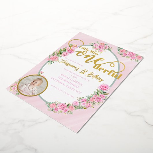 Little Miss ONEderful 1st First Birthday 箔招待状 (回転した状態)