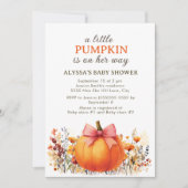 Little Pumpkin彼女の方法で秋の赤ちゃんシャワー 招待状 (正面)