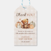 Little Pumpkin Gingham Bear Fall Baby Shower Favor ギフトタグ (正面)