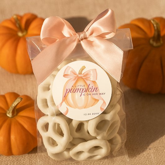 Little Pumpkin on the Way Pink Bow Baby Shower ラウンドシール