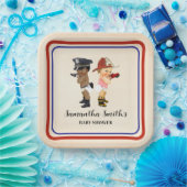 Little Recruit on the Way Baby Shower Cream Red ペーパープレート (パーティー)