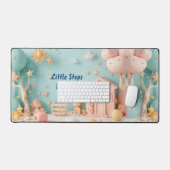Little Steps Daycare Pastel Greenery Personalized デスクマット (キーボード&マウス)