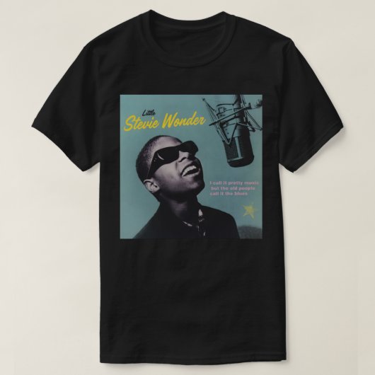 LITTLE STEVIE WONDER  Essential T-Shirt Tシャツ (デザイン正面)