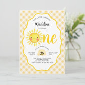 Little Sunshine Sun Yellow Gingham 1st Birthday 招待状 (スタンド正面)