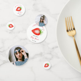 Little Sweety Strawberry Baby Shower写真 コンフェッティ