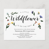 Little Wildflower on the Wayフローラ赤ちゃんシャワー インビテーションポストカード (正面)