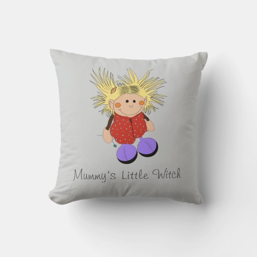 Little Witch Throw Pillow クッション (正面)