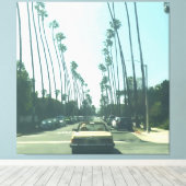 Little Yellow Car キャンバスプリント (インサイチュ (ウッドフロア))