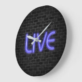 LIVE文字オンのネオンライト ラージ壁時計 (傾斜)