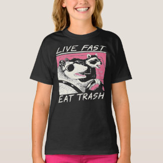 Live Fast! Eat Trash! Essential T-Shirt Tシャツ