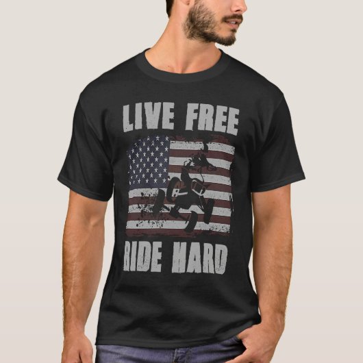 Live Free Ride Hard 4 Wheeler ATV Quad Racing Amer Tシャツ (正面)