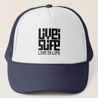 Live is life キャップ