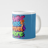 Live Less Travel More ネオン・グラフィティ 旅行の名言 ジャンボコーヒーマグカップ (正面右)