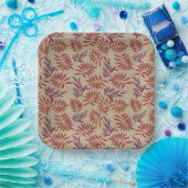 Lively Red and Purple Leaf Motifs on Neutral Beige ペーパープレート (パーティー)