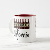 Livermore California Red Wine Bottles Tasting Fun ツートーンマグカップ (正面左)