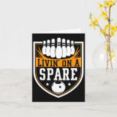 Livin On A Spare - Funny Bowling Gift  カード (黄色い花)
