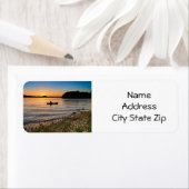 「LIVING AT THE LAKE」ラベル ラベル (インサイチュ)