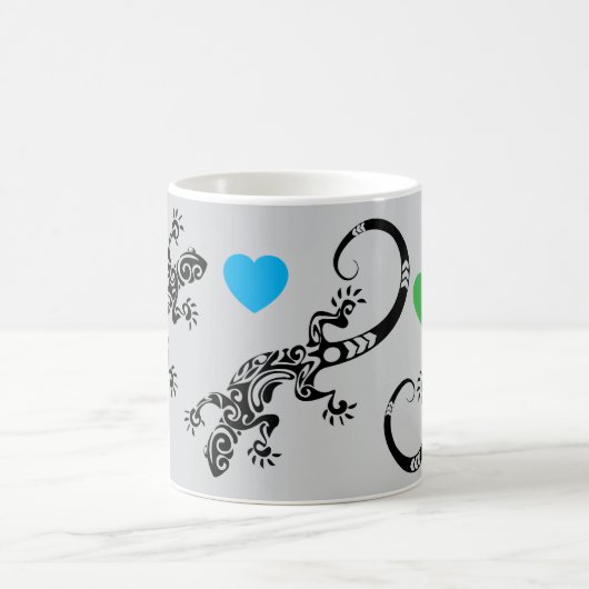 Lizard Lover Coffee Mug with Rainbow Hearts コーヒーマグカップ (中央)
