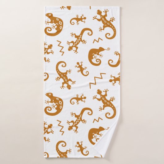Lizards and chameleons seamless pattern バスタオル (バスタオル)