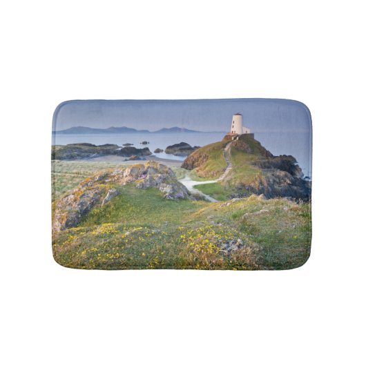Llanddwynの島のTwr Mawrの灯台 バスマット (正面)
