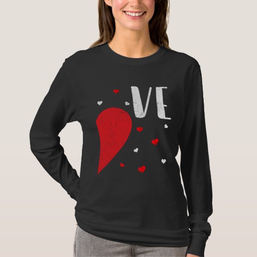 LO VE Valentines Day Matching Couples Shirt Heart Tシャツ (正面)