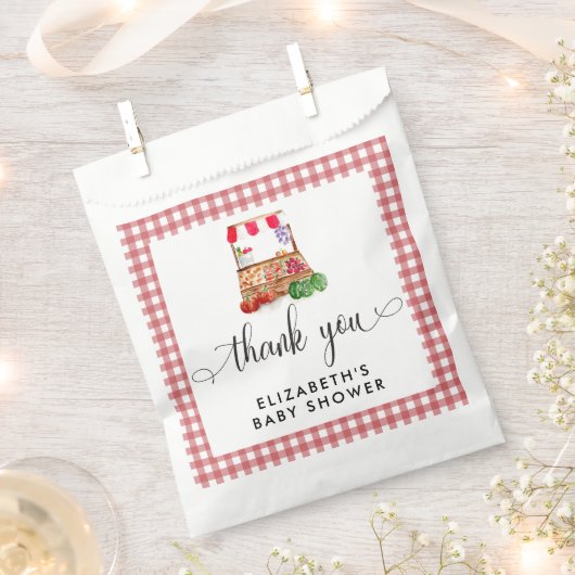 Locally Grown Baby Shower Carrots Gingham フェイバーバッグ (クリップ留めされた状態)