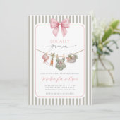 Locally Grown Pink Bow Farmers Baby Girl Shower 招待状 (スタンド正面)