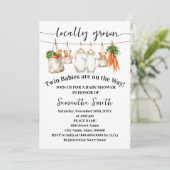 Locally Grown Twins on the Way Baby Shower 招待状 (スタンド正面)