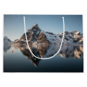 Lofoten Mountain Landscape写真 ラージペーパーバッグ (正面)