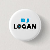 Logan DJ 缶バッジ (正面)