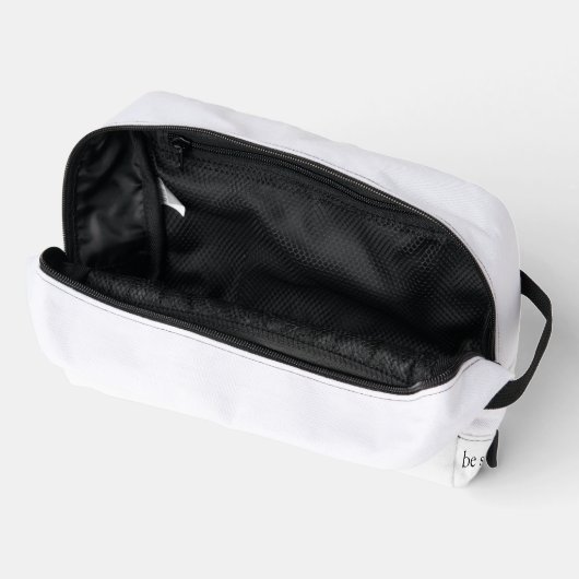 Logo Toiletry Bag ドップキット (見開き)