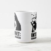 lolcatはインターネット深刻なビジネスです コーヒーマグカップ (中央)