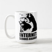 lolcatはインターネット深刻なビジネスです コーヒーマグカップ (左)