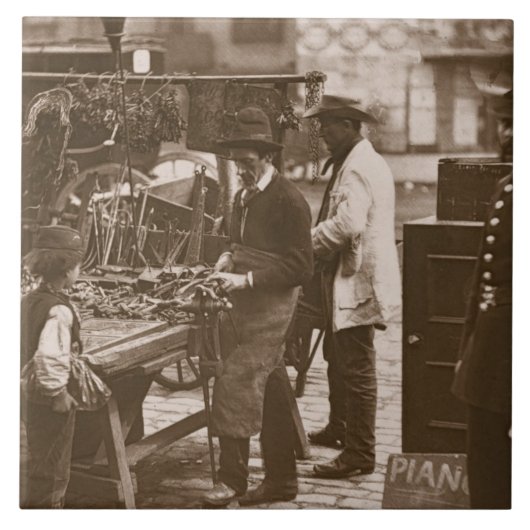 「Londonの街の生活からの通りの錠前屋、 タイル (正面)