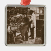 「Londonの街の生活からの通りの錠前屋、 メタルオーナメント (正面)