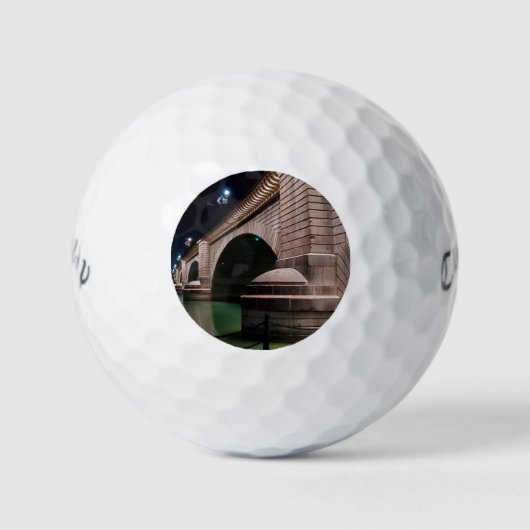 London Bridge, Lake Havasu, Az. ゴルフボール (正面)