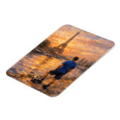 Lone Soccer Player Near La Seine マグネット (左側)